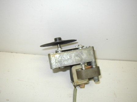 Motor & Gear Box (Item #81)  (None Working For Parts Or Rebuild) (OEM Part #  391491) $29.99 